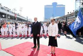 President Aliyev, First Lady Mehriban Aliyeva watching SOCAR Azerbaijan Grand Prix F1 Race - PHOTOS