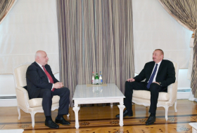  Ilham Aliyev receives OSCE PA President Tsereteli 