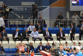  Parliament speaker watches Azerbaijani boxer’s bout at 2nd European Games 