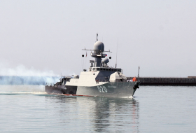  Russian warships arrive in Baku - VIDEO