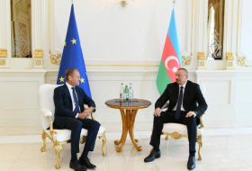  Ilham Aliyev, Donald Tusk hold one-on-one meeting 