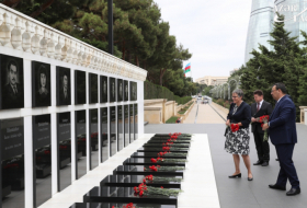  PACE President pays respect to Azerbaijani martyrs 