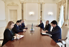   President Ilham Aliyev received delegation led by Turkish minister of national education -   URGENT    