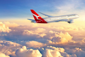 Qantas launches first 20-hour test flight to see how human body holds up  