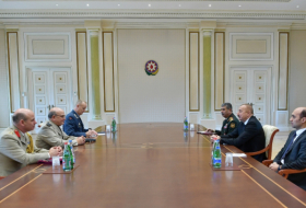 President Ilham Aliyev received delegation led by chairman of NATO Military Committee
