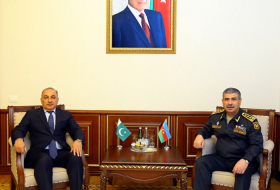   Azerbaijan, Pakistan discuss military cooperation    