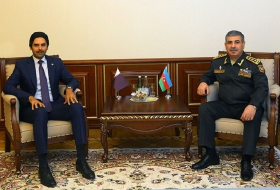  Azerbaijani defense minister meets incoming Qatari envoy 
