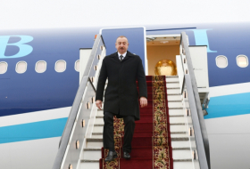 Azerbaijani president arrives in St. Petersburg - PHOTOS