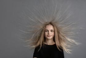  What causes static electricity? 