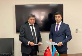   New agreement inked between railway companies of Azerbaijan, Turkey   