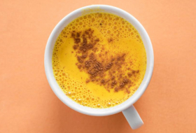 Are there benefits to eating turmeric and other spices?