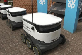  Delivery robot services booming as shoppers opt for contactless alternatives -  NO COMMENT  