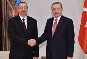  Ilham Aliyev congratulates his Turkish counterpart on discovery of natural gas reserves 