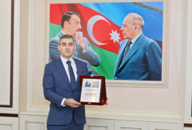  Head of Azerbaijan State Migration Service receives Caspian Business Award -  VIDEO  