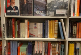 Book on Azerbaijani President's activities donated to leading bookstore in Dubai