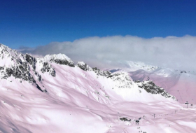  The secrets of the Alps' strange red snow -   iWONDER    