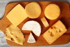 Does cheese really give you vivid dreams?