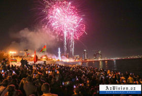   Baku celebrated the new year with spectacular fireworks -   NO COMMENT    