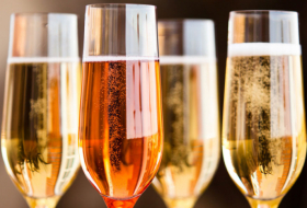   Have scientists cracked the best way to drink champagne? -   iWONDER    