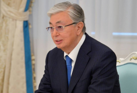 Tokayev approves new Kazakh government staff 