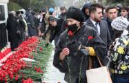  Azerbaijani people commemorate January 20 martyrs –  PHOTOS  