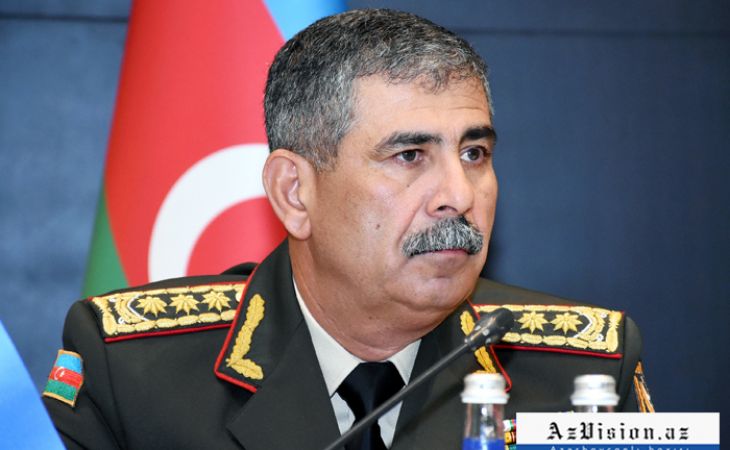  Azerbaijani defense minister arrives in Iran 
