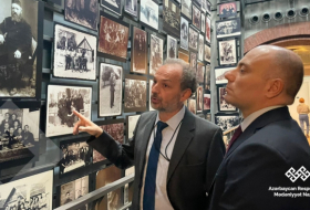 Azerbaijan's minister of culture visits US Holocaust Memorial Museum 
