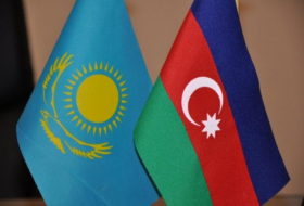Azerbaijan, Kazakhstan ink several documents on economic cooperation 