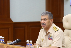   Azerbaijani defense minister holds official meeting   