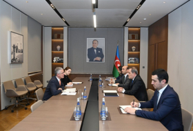 FM Jeyhun Bayramov meets UK's Ambassador to Azerbaijan