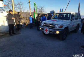   Eight ICRC vehicles pass freely along Lachin-Khankendi road  