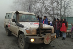 Seven ICRC vehicles pass freely along Azerbaijan's Lachin-Khankendi road