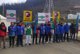 Azerbaijani eco-activists continue peaceful protests on Lachin-Khankendi road