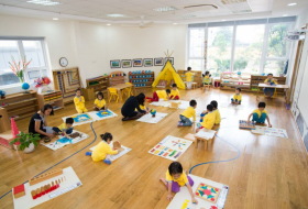  Montessori: The world's most influential school? -  iWONDER  