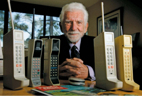   The surprising ways cellphones have changed our lives -   iWONDER    