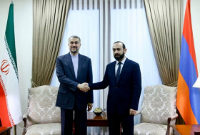 Iranian, Armenian FMs discuss South Caucasus and 3+3 format