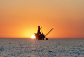 Azerbaijani oil price jumps in world markets 
