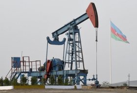 Azerbaijan produces 598,000 barrels of crude oil per day last month 