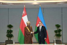 Azerbaijan, Oman discuss enhancing bilateral relations