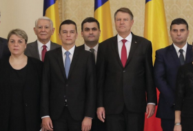 Romania`s new coalition wins parliamentary approval