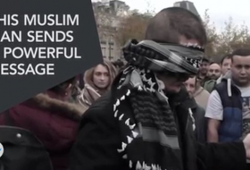 `Hug me if you trust me, I`m told I`m a terrorist` - No Comment, VIDEO