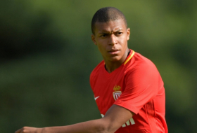 Real Madrid reach principle agreement with Monaco for €180m Mbappe deal
