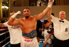 German-born Turkish boxer Kabayel wins European heavyweight title