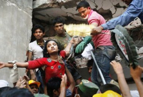 Death toll in Bangladesh collapse tops 323