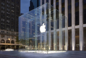Apple reports surprise drop in iPhones sales, again