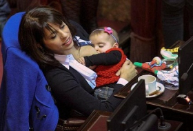Argentinian politician breastfeeds her baby during a parliamentary session 