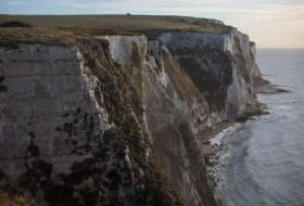 Scientists discover cosmic dust in the white cliffs of Dover