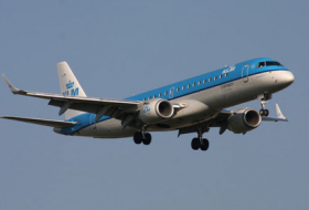 Azerbaijan Airlines buys another Embraer aircraft