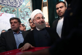 Iran election: Hassan Rouhani on course for second term