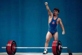 Turkish weightlifting legend Naim Suleymanoglu dies
